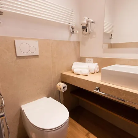 Trevi Monti House Guest house Rome