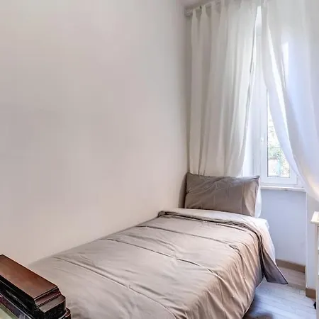 Apartment Interno 10 - Centre St Camillo Hospital *