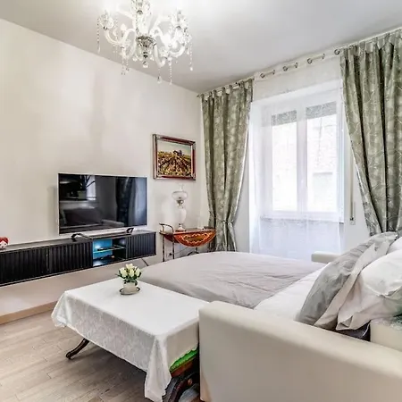 Apartment Interno 10 - Centre St Camillo Hospital