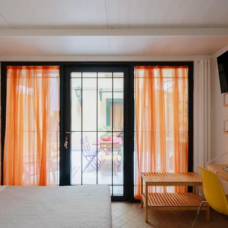 Apartament Aurora *