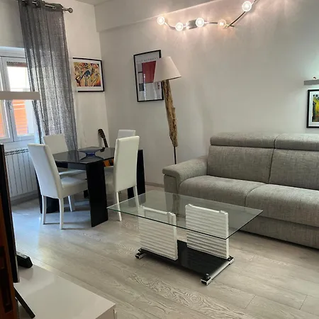 Holiday home Topvaticanapartment