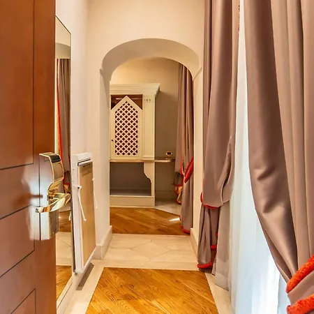 Isa Hotel