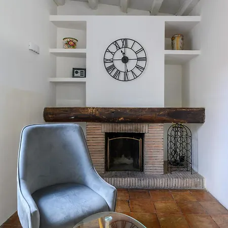 Apartment Pantheon Luxe Harmony