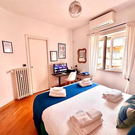 Vatican Glamorous At Passeggiata Del Gelsomino - Free Parking, 4 Guests, - Jubilee Ideal 로마