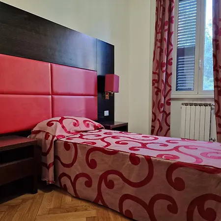 Apartment Domus Lilium Rome