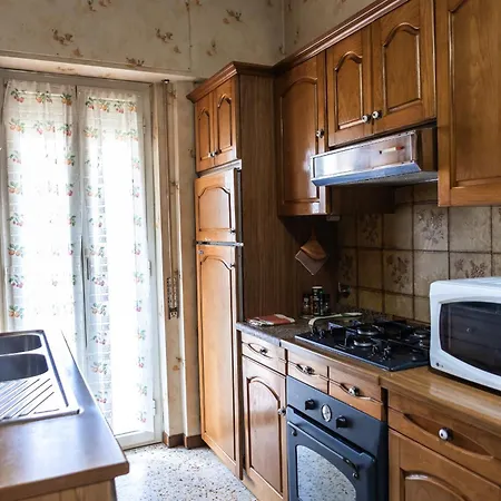 Apartament Casa Maresa Family House Metro A