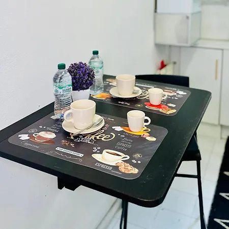 Apartment La Casa Di Bubi - 3 Minuti A Piedi Metro Libia
