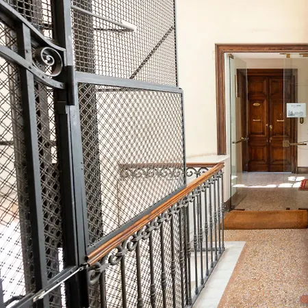 At Luxury Navona Casa de hóspedes