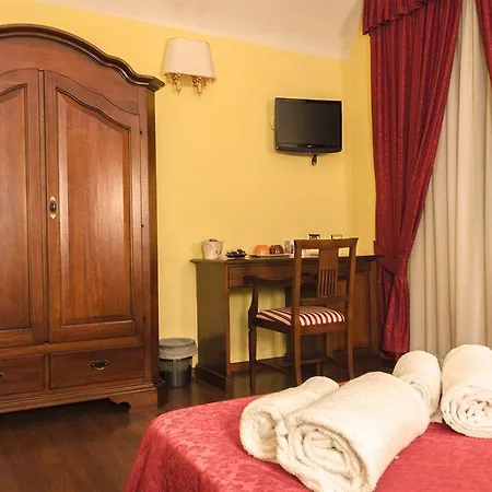 San Pietro Candia 25 Guest house 3*