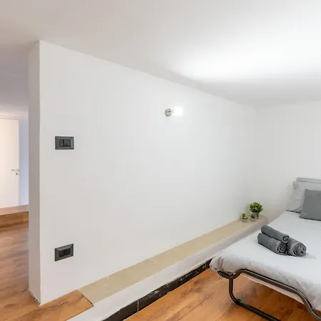 Adventure Rent Luxury - Ponte Milvio 2