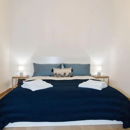 Apartment Blu Flamingo, Eleganza E Comfort A Trastevere Rome