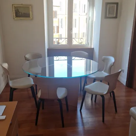 Luxury Delle Fratte Apartment