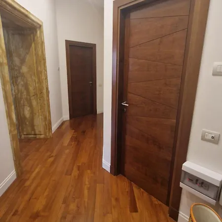 Luxury Delle Fratte Apartamento *