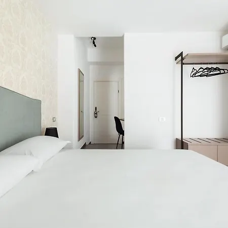 Adelante San Giovanni Guest house Rome