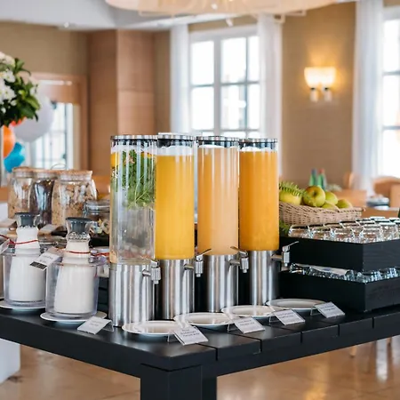 Sheraton Parco De Medici 4* Řím
