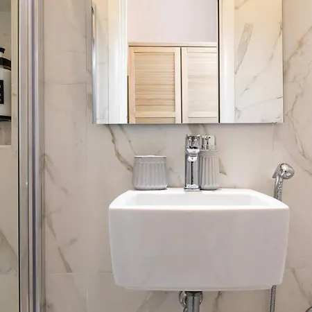 Baccina Apartment *