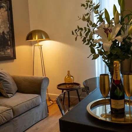 Melody Apartment *
