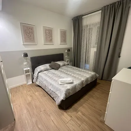 Appio San Giovanni Apartment