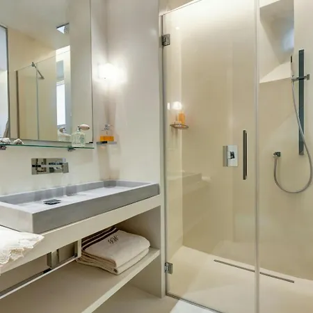 Domus Domitia Luxury Living * Rome