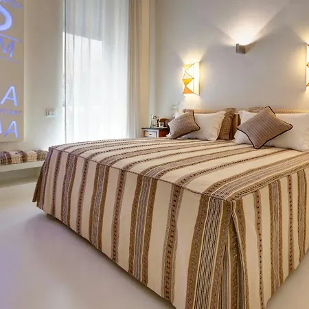Apartment Domus Domitia Luxury Living