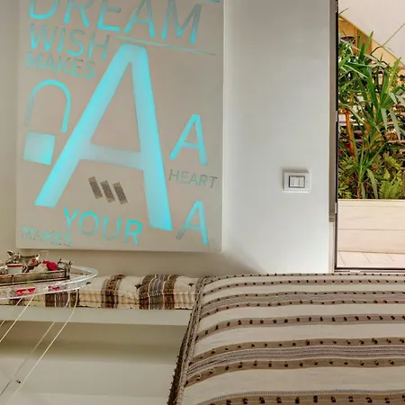 Domus Domitia Luxury Living Rome