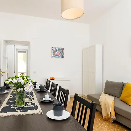 San Giovanni Apartment