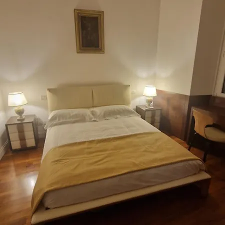 Luxury Delle Fratte Apartamento *