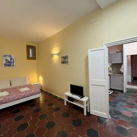 Le Due Torri In Rione Monti Apartment