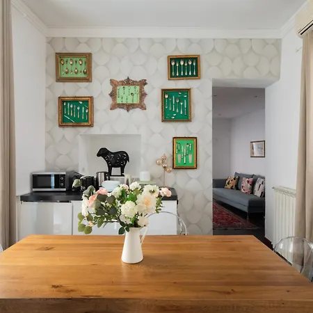Apartment Domus Allegra Trevi Fountain - From 2 To 10 People Rome