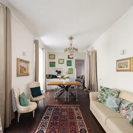 Domus Allegra Trevi Fountain - From 2 To 10 People Apartment Rome
