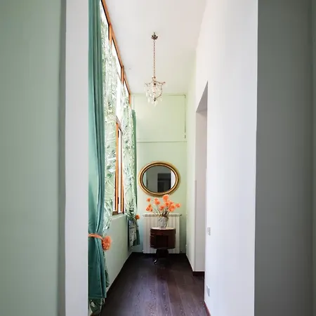 Domus Allegra Trevi Fountain - From 2 To 10 People Apartment *