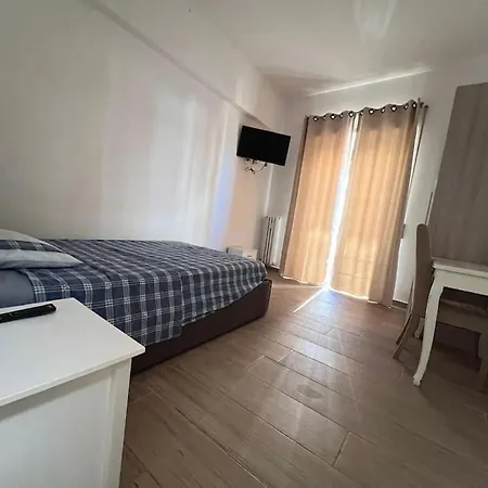 Apartment Grazioso Tiburtina - 3 Bedrooms