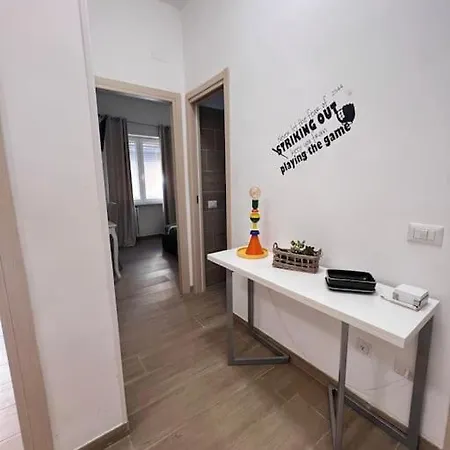 Apartment Grazioso Tiburtina - 3 Bedrooms *
