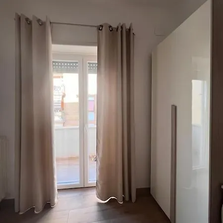 Apartment Grazioso Tiburtina - 3 Bedrooms *