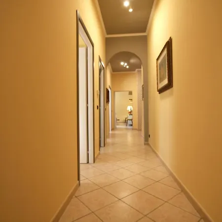 Apartment Tutta Luxury 3br House Rome