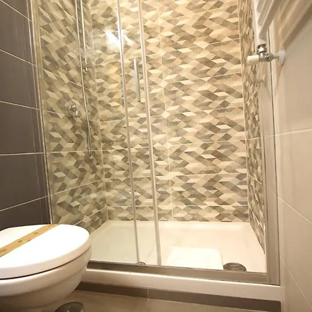 Tutta Luxury 3br House Apartment