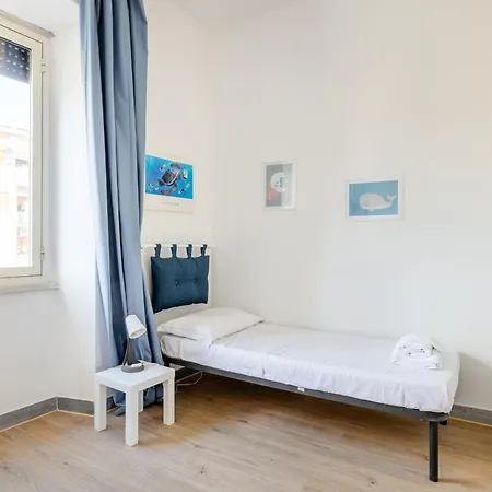 Casa Maria, Aurelio *
