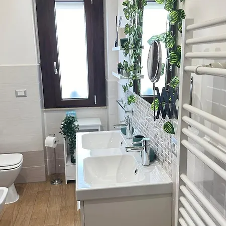 Luxury Cinecitta Apartment Rome
