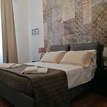 Monticello Via Cavour Guest house 3*