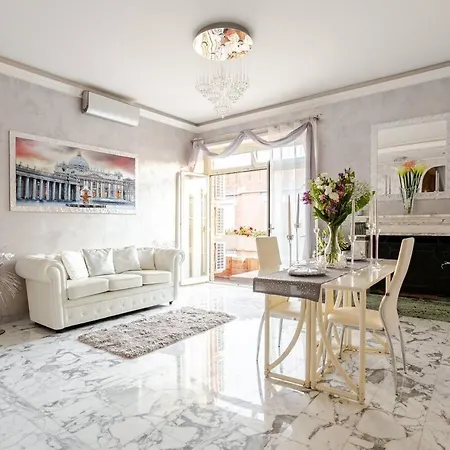 Luxury 2* Rome