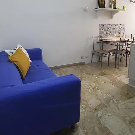 3 Sisters House * Rome
