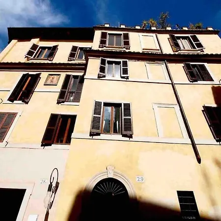 Apartment Charming House By The Colosseum Rome