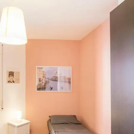 Apartment Casa Kalimera Vicino Metro A Turistica *