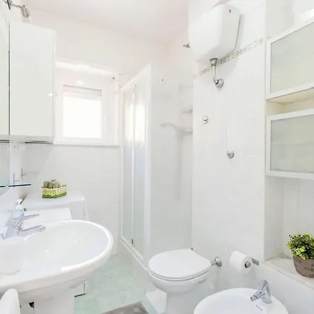 Apartment Casa Kalimera Vicino Metro A Turistica