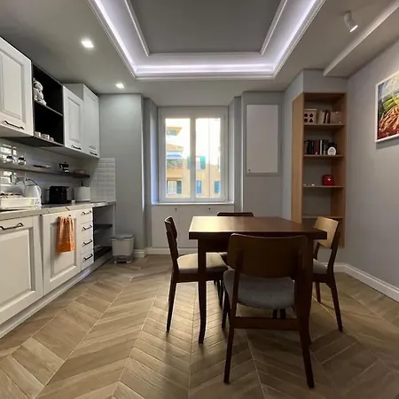 G&g Apartment *