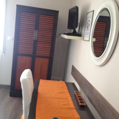 Mirella's Trastevere Apartment
