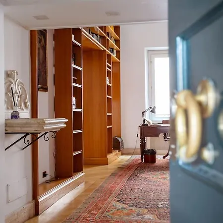 Angi's The New Luxury In Heart * Rome