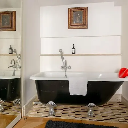 Apartment Angi's The New Luxury In Heart