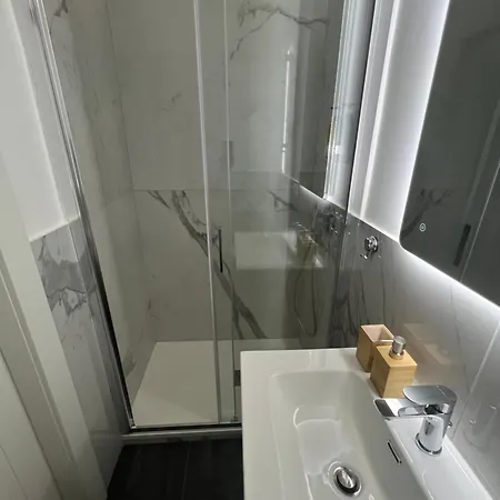 Lodi Modern House Rome