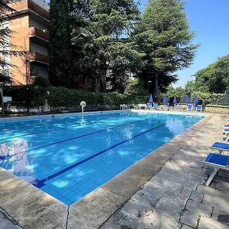Apartment Mansarda Monolocale In Roof Garden